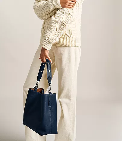Jessie Leather Bucket Shoulder Bag - Image 2