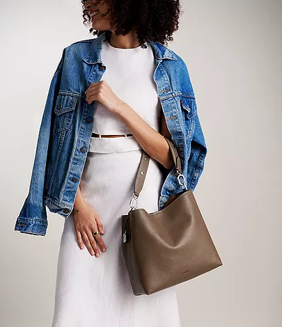 Jessie Leather Bucket Shoulder Bag - Image 2