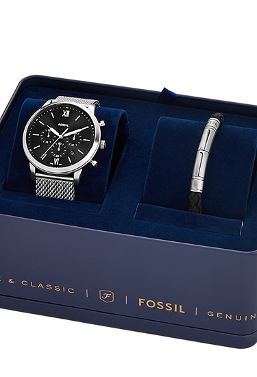 Neutra 44mm Chronograph Stainless Steel Mesh Watch and Bracelet Box Set - Image 6