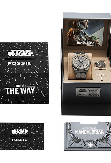 Limited Edition Star Wars? Mandalorian? 42mm Everett Watch Set - Image 11